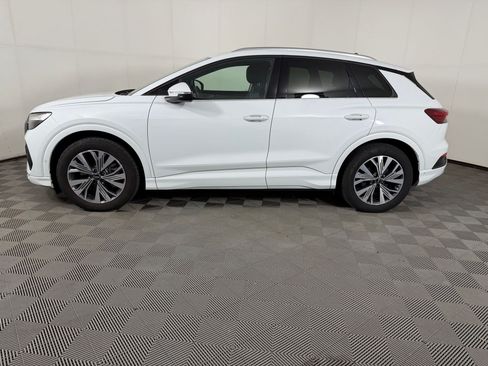 Certified 2023 Audi Q4 e-tron Premium Plus w/ Premium Plus RWD image 2