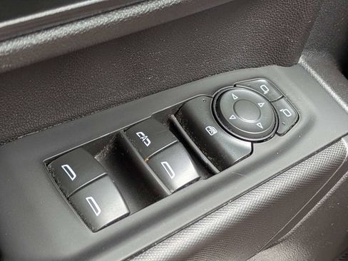 Used 2022 Chevrolet Silverado 1500 Custom RWD image 22