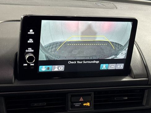 Used 2023 Honda Pilot TrailSport image 19
