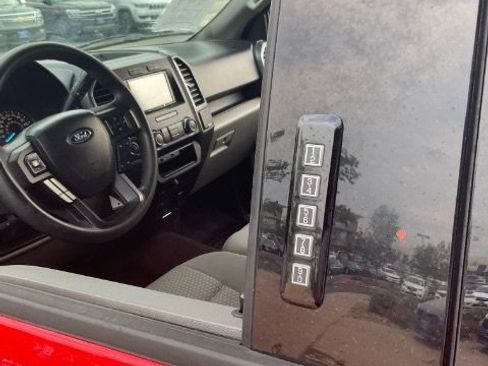 Used 2018 Ford F150 XLT AWD/4WD image 16
