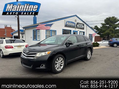 Used 2014 Toyota Venza LE w/ LE Convenience Package image 1