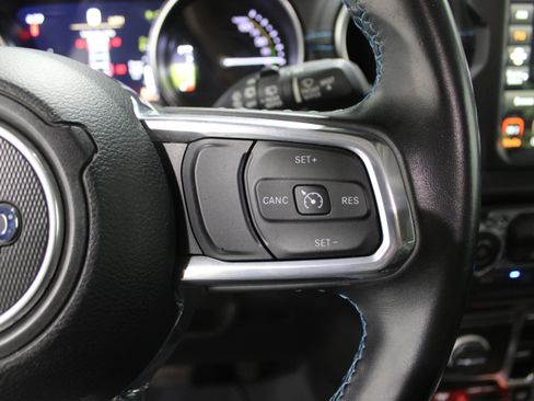 Used 2021 Jeep Wrangler Unlimited Rubicon image 9