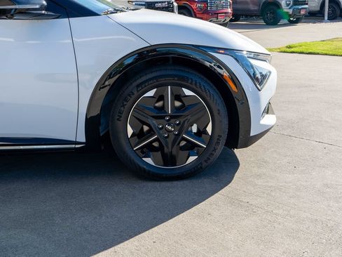 New 2026 Kia EV6 Wind AWD/4WD image 34