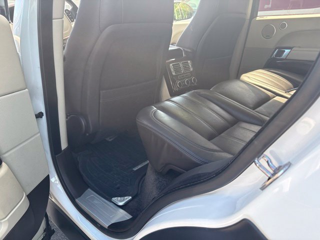 Used 2016 Land Rover Range Rover HSE AWD/4WD image 7