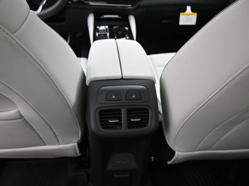 New 2026 Buick Envision Avenir image 21