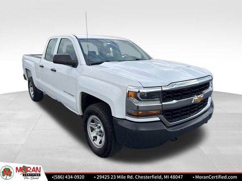 Used 2018 Chevrolet Silverado 1500 W/T w/ Trailering Package image 7