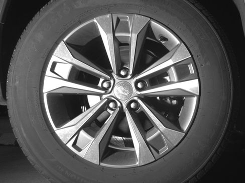 Used 2025 Chevrolet Equinox LT image 15