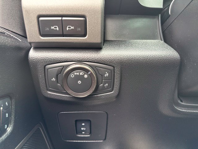 Used 2018 Ford F150 Raptor w/ Equipment Group 802A Luxury AWD/4WD image 18