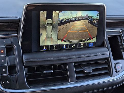 Used 2024 Chevrolet Tahoe Z71 w/ Luxury Package image 34