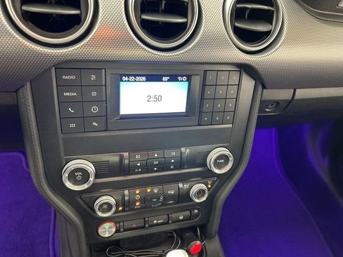 Used 2019 Ford Mustang GT RWD image 39