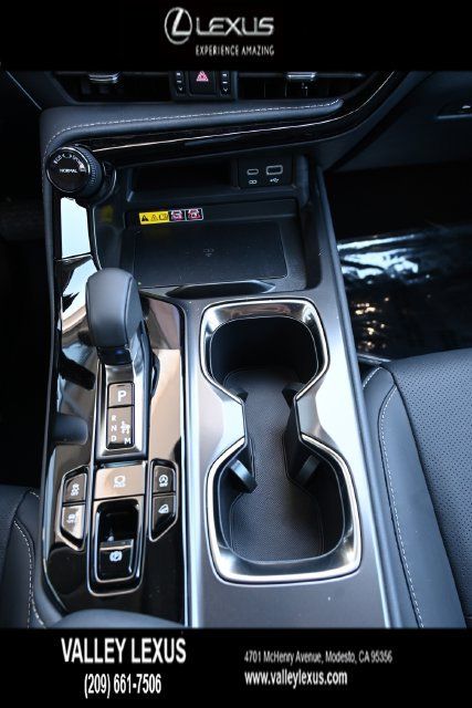 New 2026 Lexus NX 350 AWD image 9