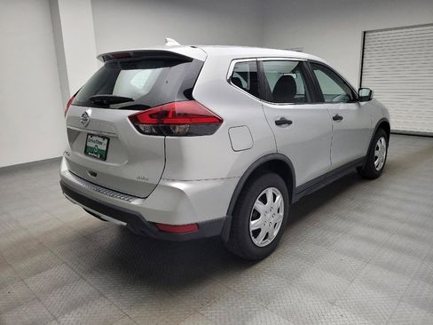 Used 2018 Nissan Rogue S AWD/4WD image 9