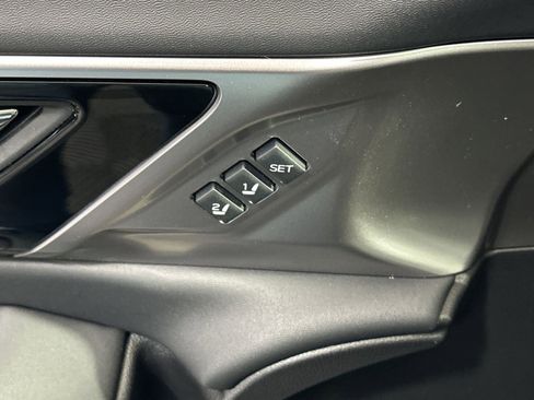 Used 2024 Subaru Outback Touring image 17