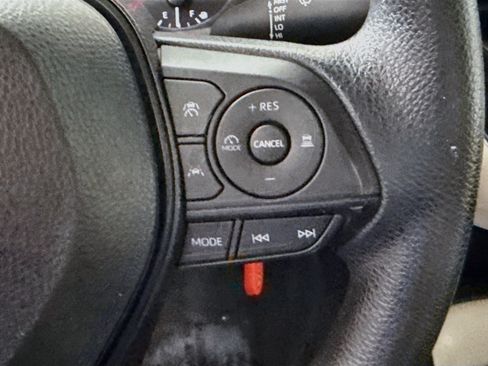 Used 2023 Toyota Corolla LE FWD image 15