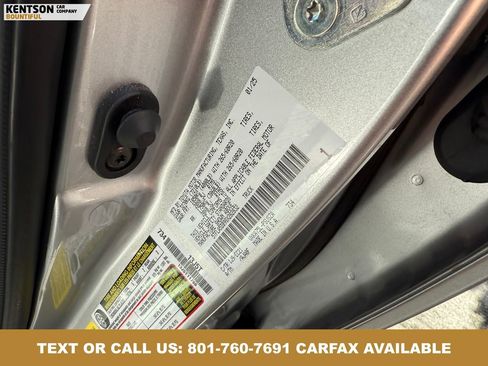 Used 2025 Toyota Tundra SR5 w/ SR5 Premium Package AWD/4WD image 32