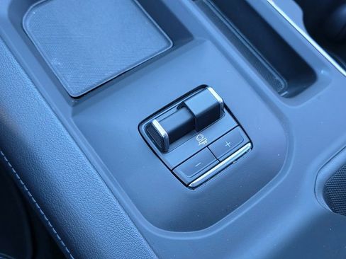 Used 2024 GMC Sierra 2500 Denali w/ Denali Reserve Package image 34