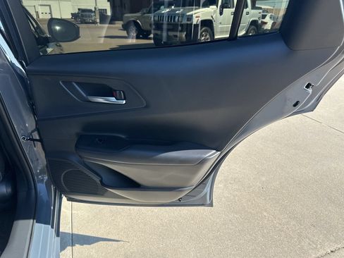 Used 2024 Toyota Prius Prime Premium FWD image 19