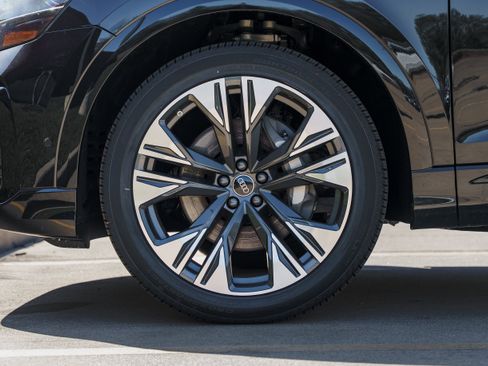 New 2026 Audi Q8 Premium Plus AWD/4WD image 30