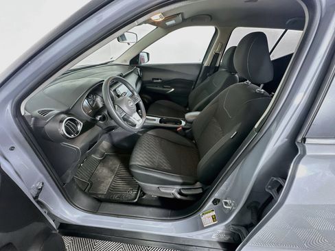 Used 2023 Nissan Kicks SV FWD image 13