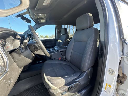 Used 2023 Chevrolet Silverado 2500 LT w/ Convenience Package image 11