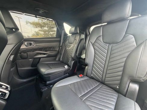 Used 2024 Kia Sorento SX Prestige AWD/4WD image 8