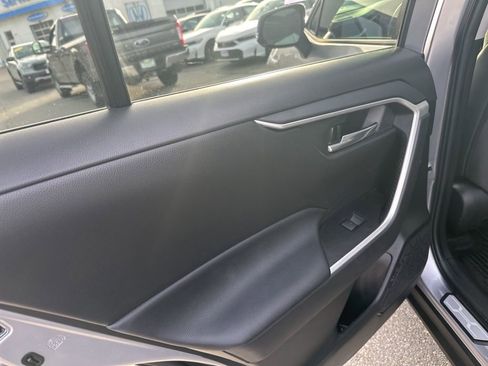Used 2023 Toyota RAV4 XLE image 23