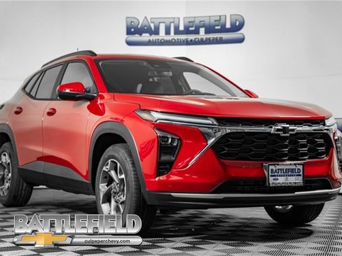 New 2026 Chevrolet Trax LT w/ Driver Confidence Package image 1