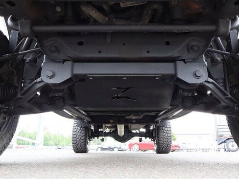 Used 2025 GMC Sierra 3500 AT4 w/ AT4 Premium Plus Package AWD/4WD image 12