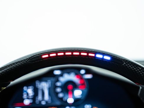 Certified 2025 Ferrari Purosangue AWD/4WD image 31