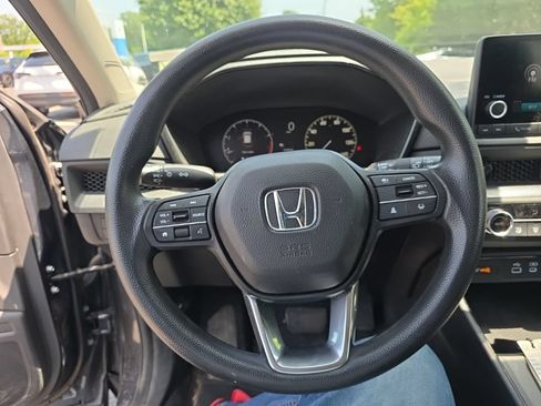 Used 2023 Honda CR-V EX image 13