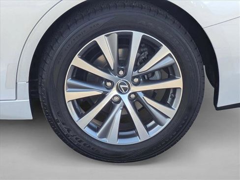 Used 2020 Lexus ES 350 w/ Premium Package image 23