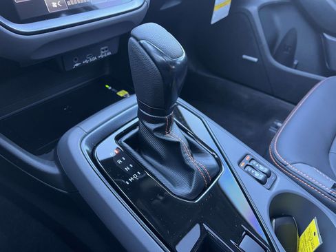 New 2025 Subaru Crosstrek 2.5i Limited w/ Crosstrek Mirror Package image 13