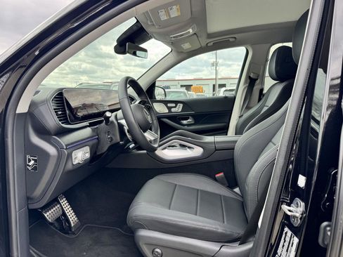 Certified 2026 Mercedes-Benz GLS 450 4MATIC image 5