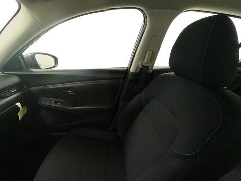 Used 2024 Nissan Sentra S image 23