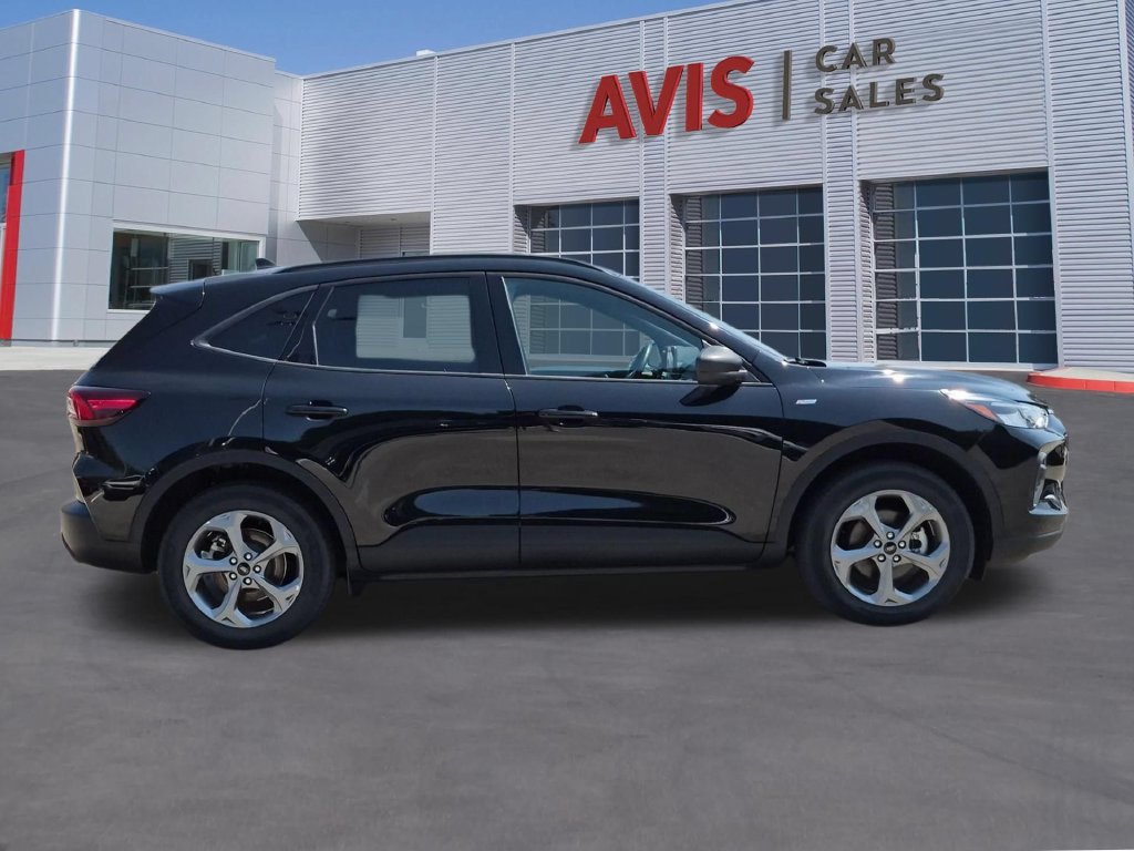 Used 2025 Ford Escape ST-Line AWD/4WD image 5