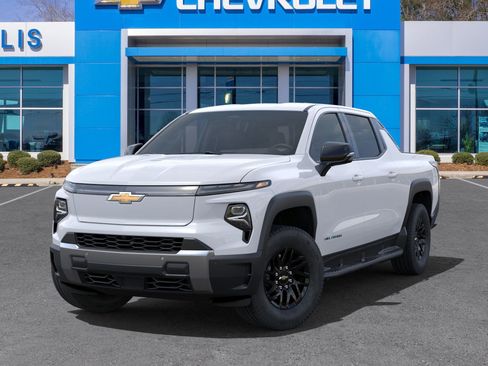 New 2025 Chevrolet Silverado EV LT image 42