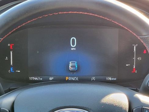 Used 2025 Ford Escape ST-Line image 31