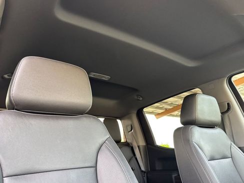 Used 2021 Chevrolet Silverado 1500 LT Trail Boss w/ Convenience Package II image 25