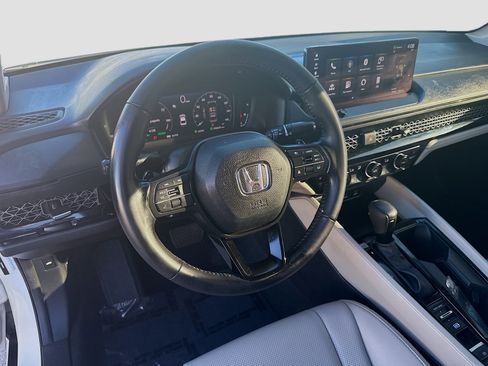 Used 2024 Honda Accord EX-L image 7
