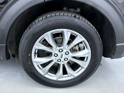 Used 2023 Ford Explorer XLT w/ Equipment Group 202A image 24