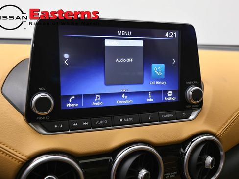 Used 2024 Nissan Sentra SV w/ SV Premium Package FWD image 18