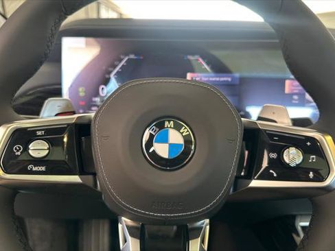 New 2026 BMW 740i xDrive T image 22