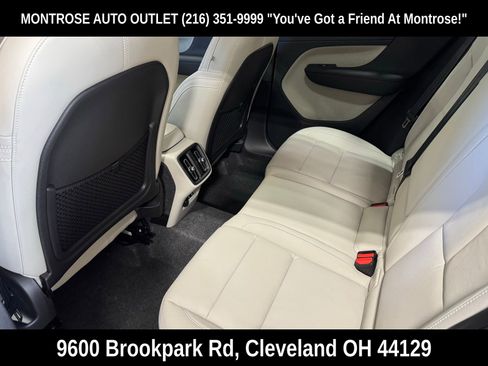 New 2026 Volvo XC40 B5 Plus w/ Protection Package Premier image 32