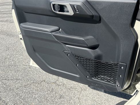 New 2025 Ford Bronco Big Bend w/ Black Diamond Package image 20