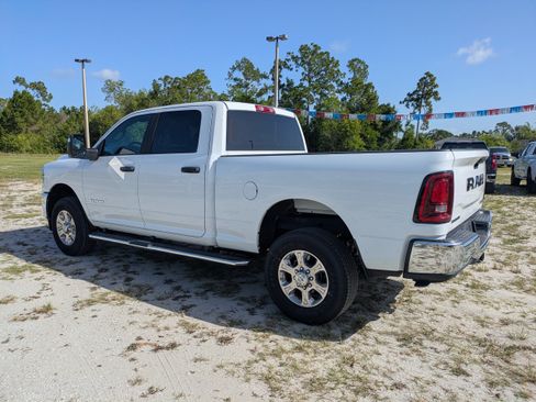 Used 2026 RAM 2500 Big Horn AWD/4WD image 6