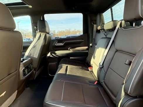 New 2026 GMC Sierra 1500 Denali w/ Denali Reserve Package image 16