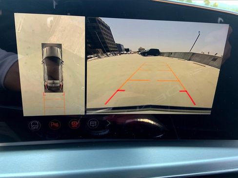 New 2026 Cadillac Lyriq V image 27