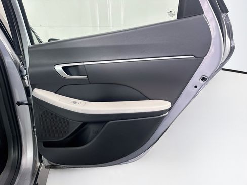 Used 2025 Hyundai Sonata SEL FWD image 30