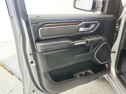 Used 2021 RAM 1500 Laramie image 31