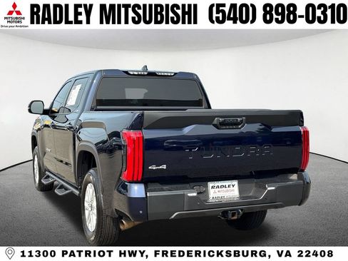 Used 2023 Toyota Tundra SR5 w/ SR5 Premium Package AWD/4WD image 17